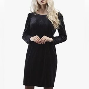 OAT New York Fitted Fem Velvet Texture Long Sleeve Dress Large NWT